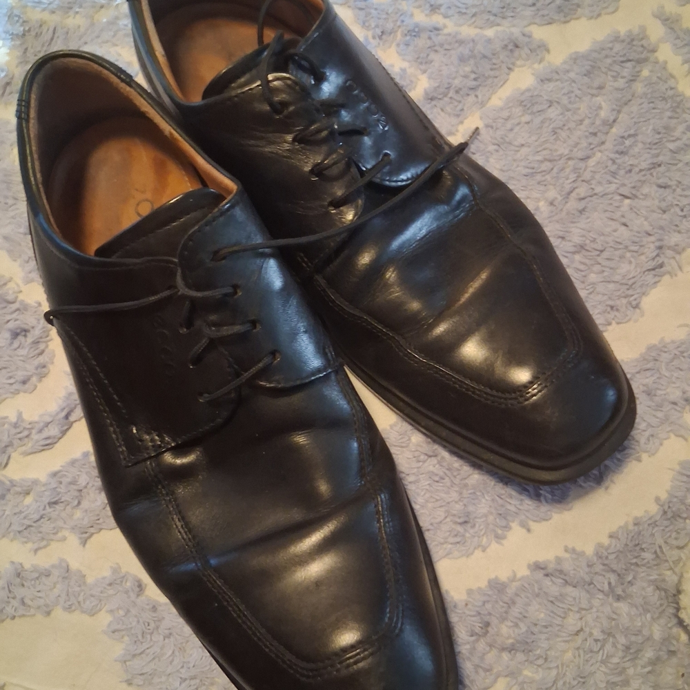 Ecco Men's Black Leather Oxfords